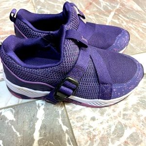 Jambu like new sz2 girls purple sneakers